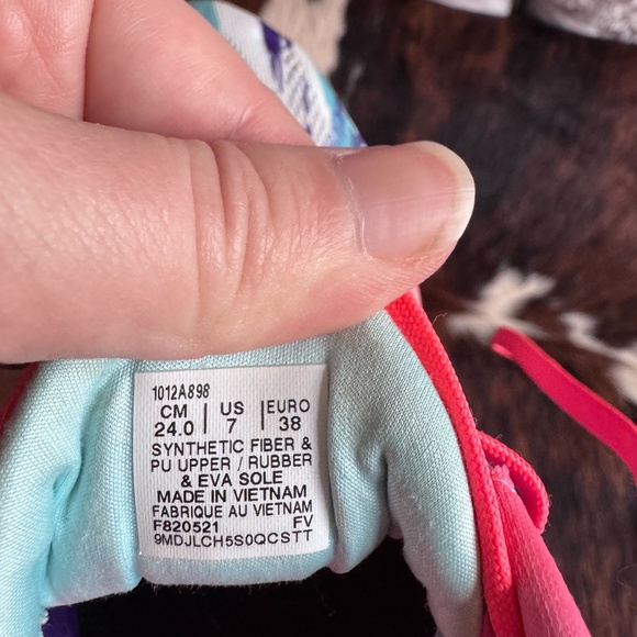 Share Asics Women's Noosa Tri 13 running sneakers in White/Periwinkle Blue Size - Picture 4 of 4